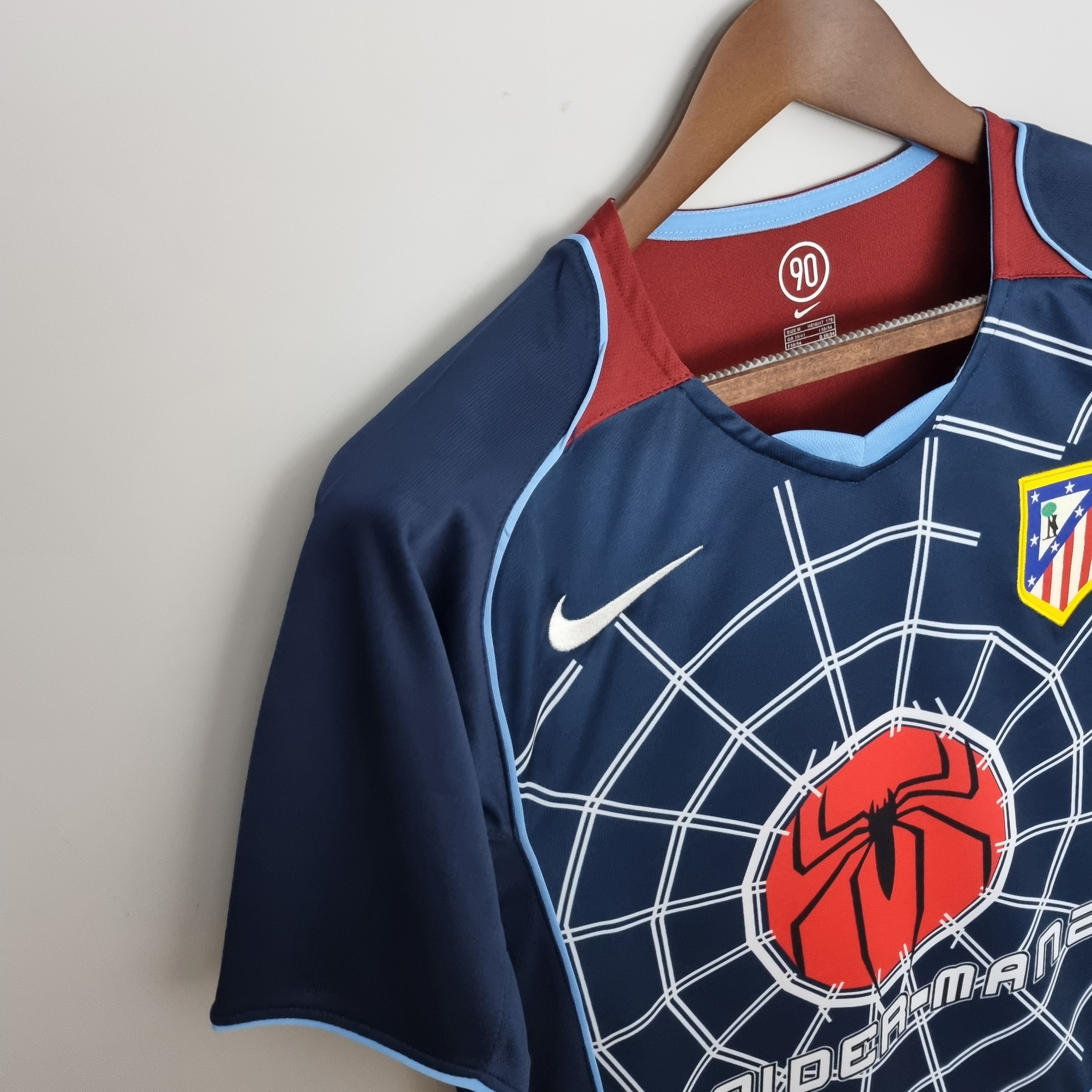 Athletic Madrid 2004-05 Away Jersey