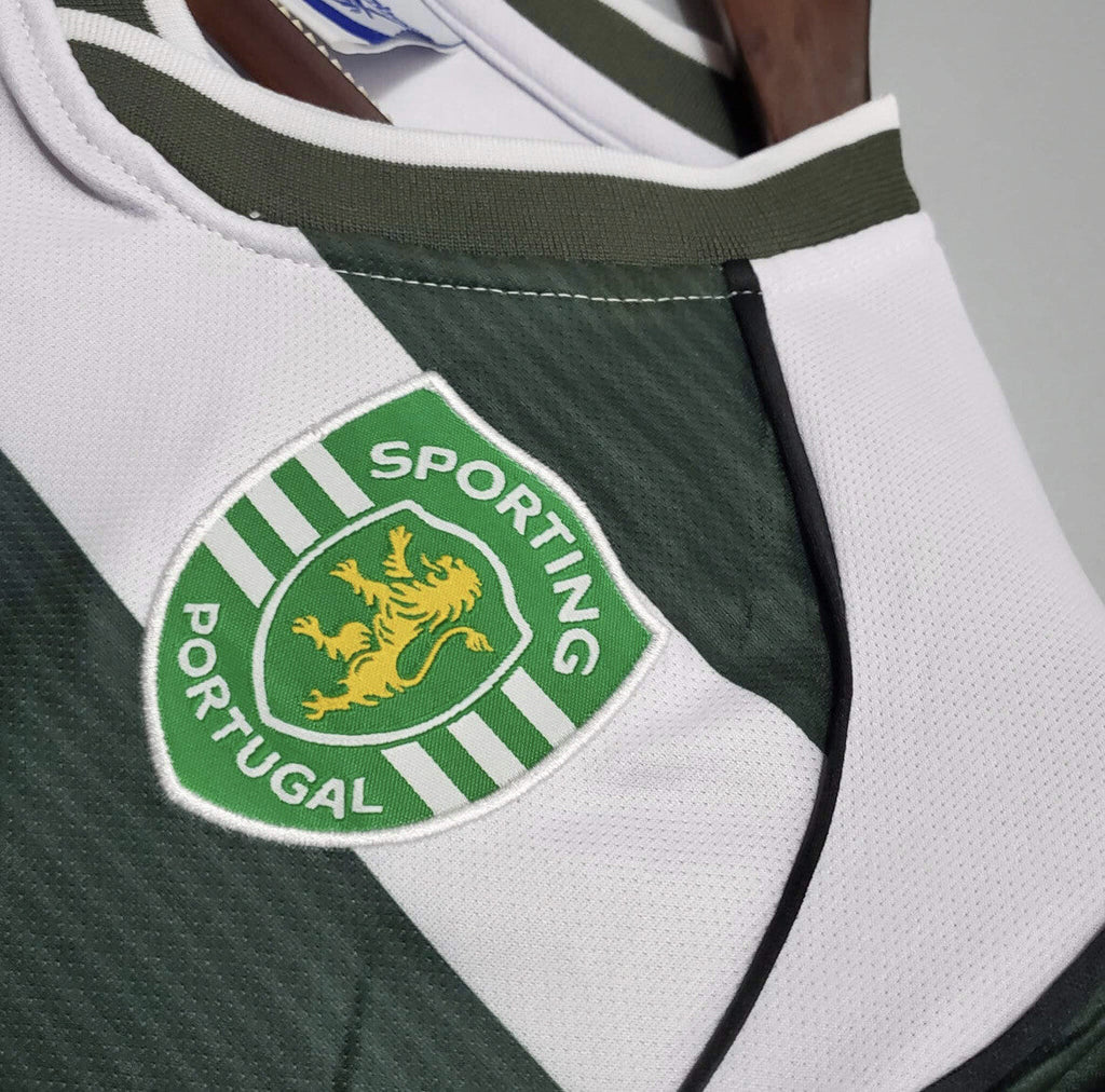 Sporting 2001-2002 Home Kit