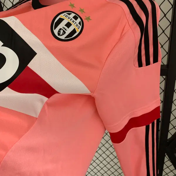 Juventus 2015-16 Away Kit Long Sleeves