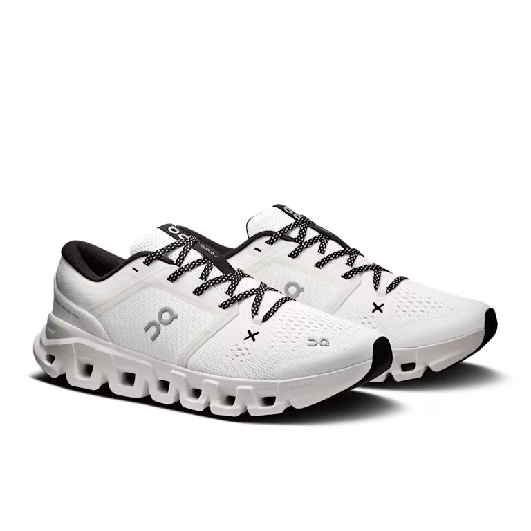 On Womens Cloud X 5