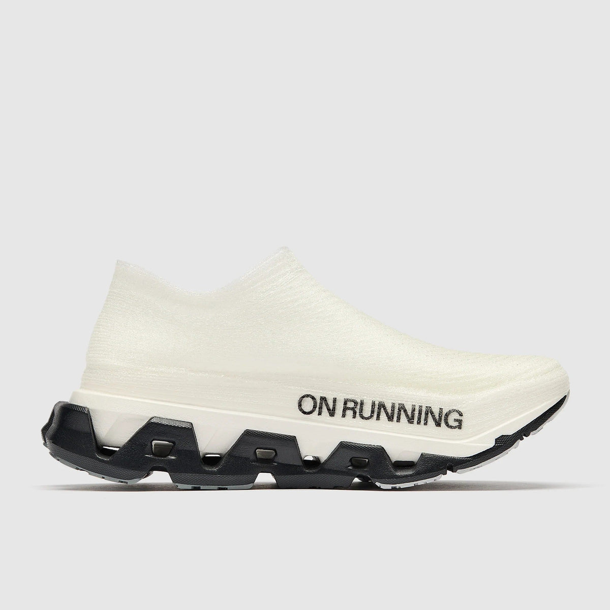 On Lightspray Cloudmonster 3 Hyper Running Shoes - Black/Apollo