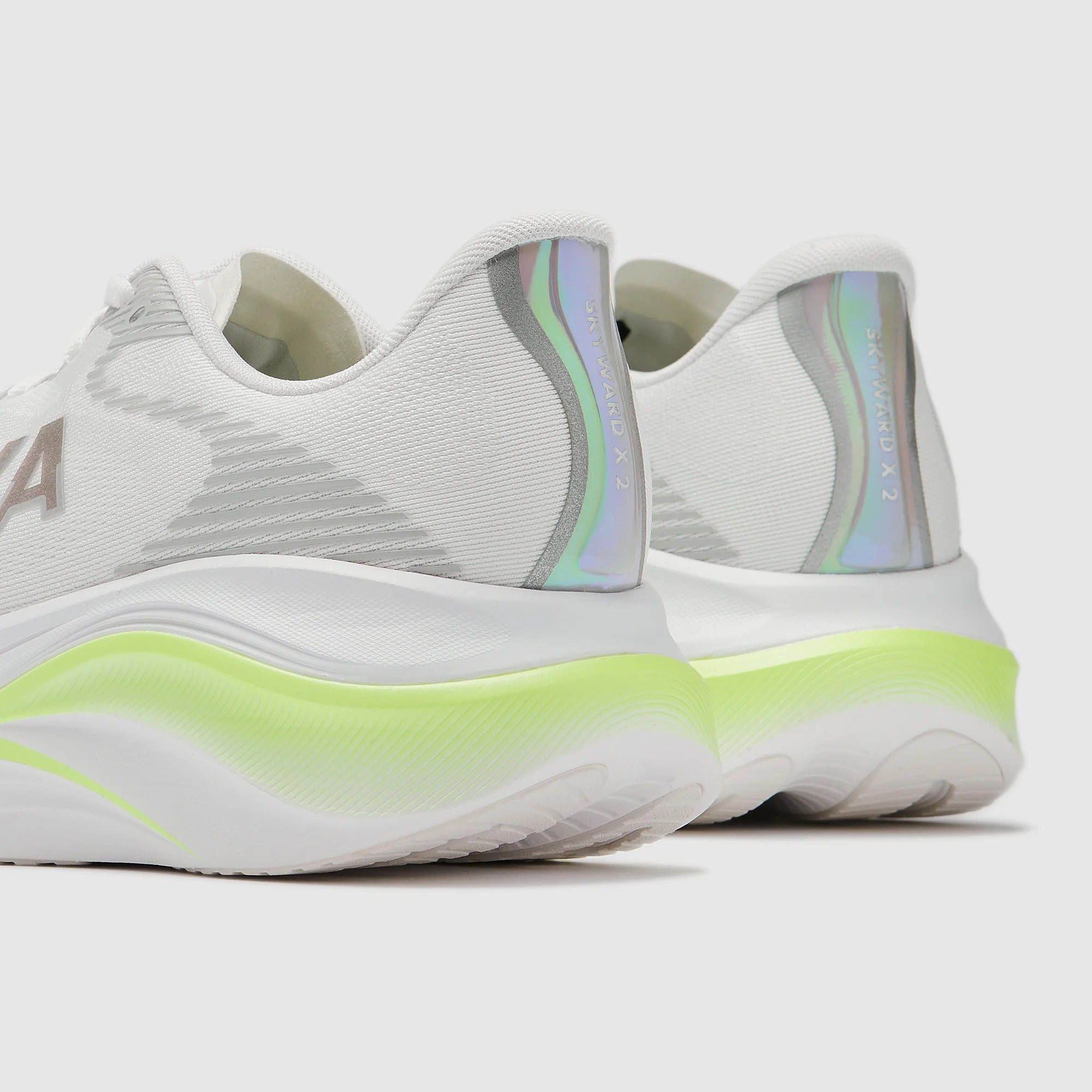 Hoka Skyward X 2