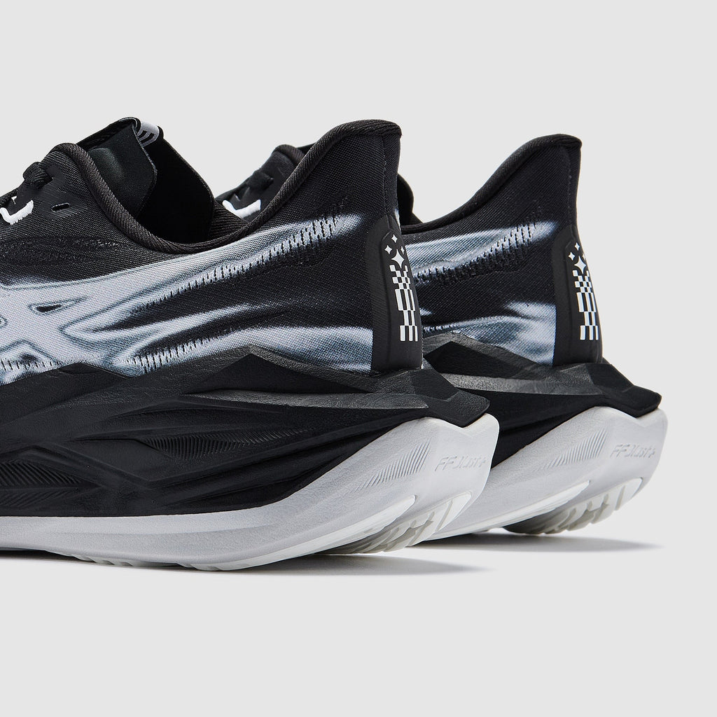 Asics Superblast 3