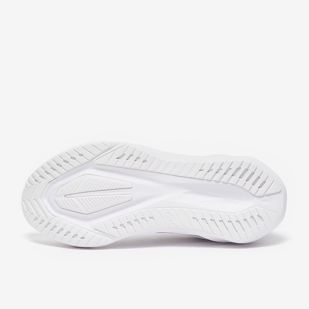 ASICS Novablast 5