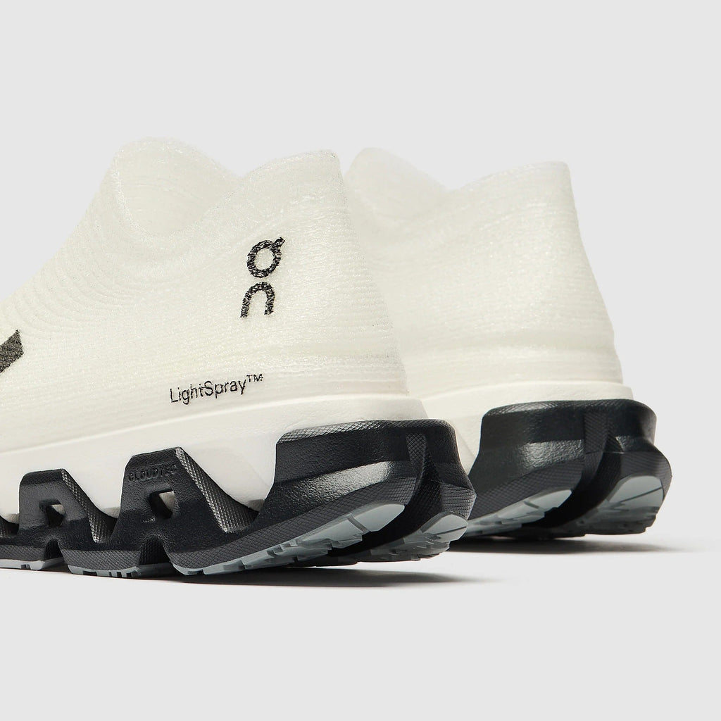 On Lightspray Cloudmonster 3 Hyper Running Shoes - Black/Apollo