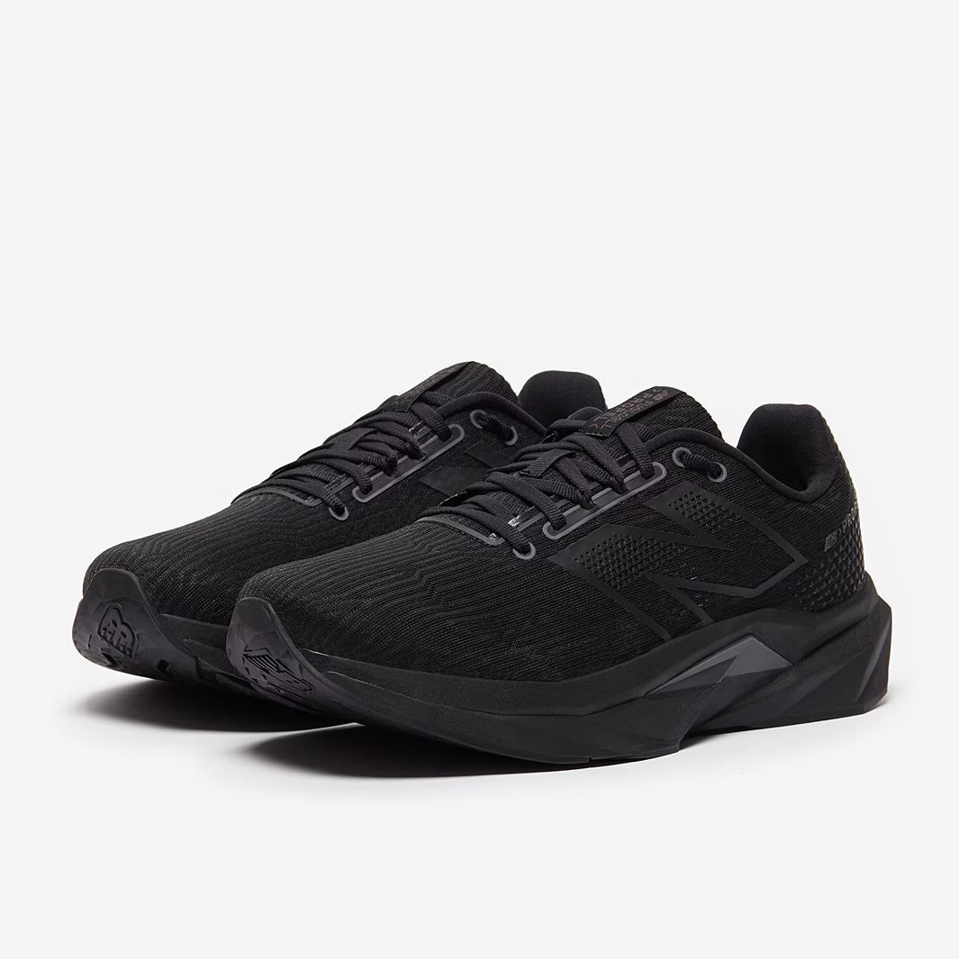 New Balance FuelCell Propel V5