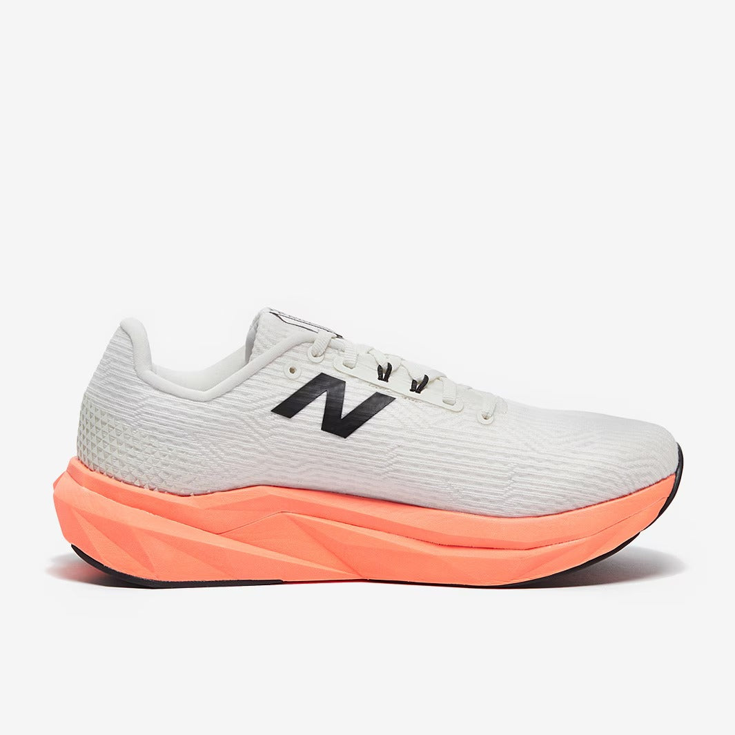 New Balance FuelCell Propel V5