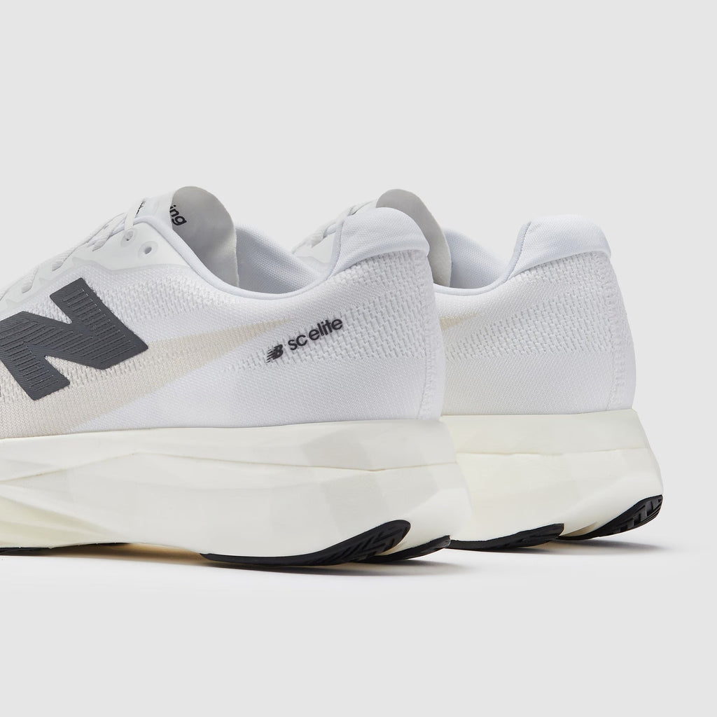 New Balance Fuelcell Supercomp Elite V5