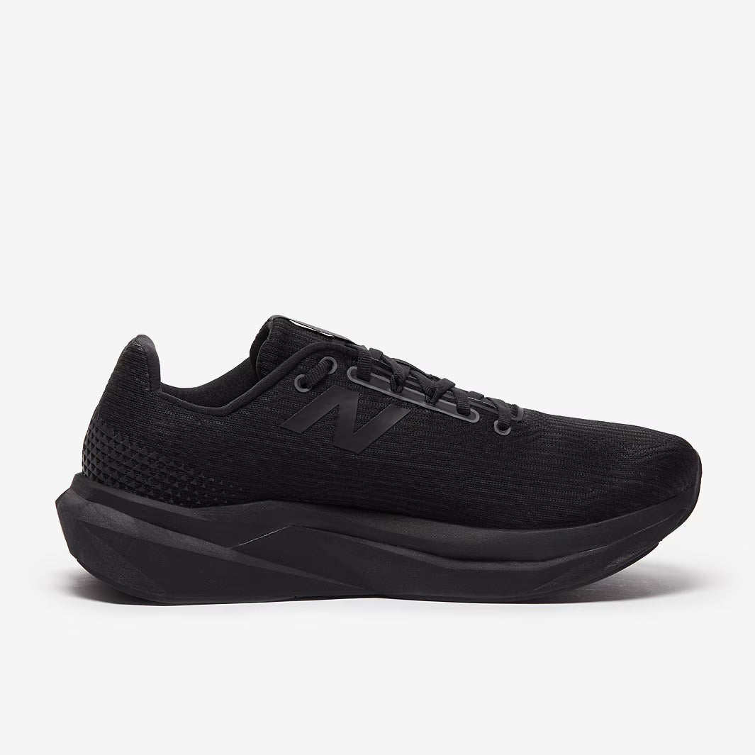 New Balance FuelCell Propel V5