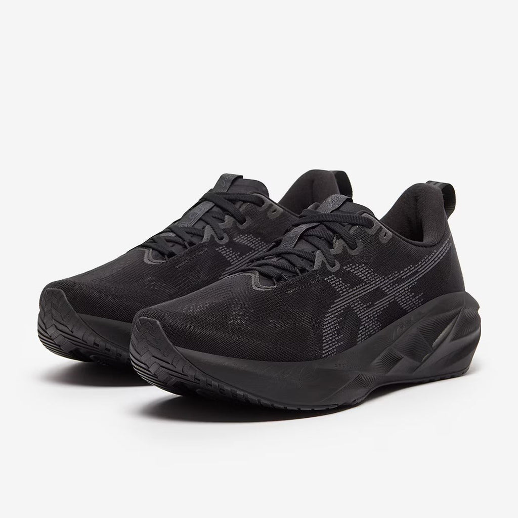 ASICS Novablast 5
