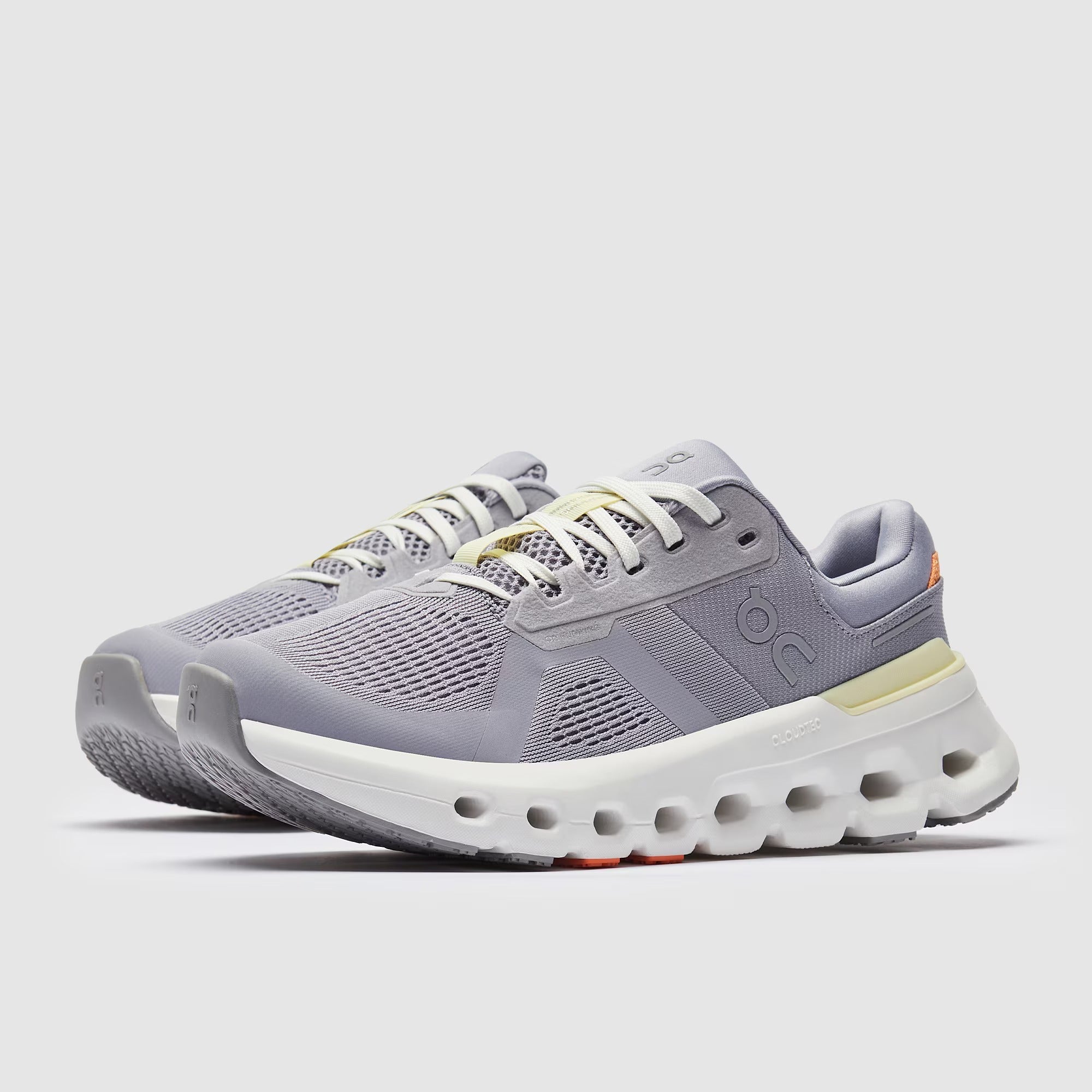 On Women’s Cloudrunner 2