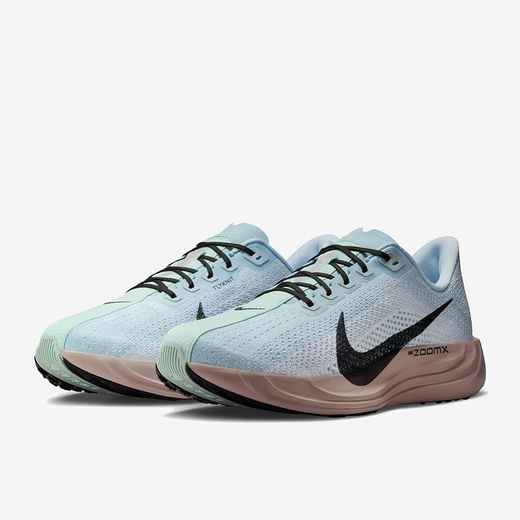Nike Pegasus Plus