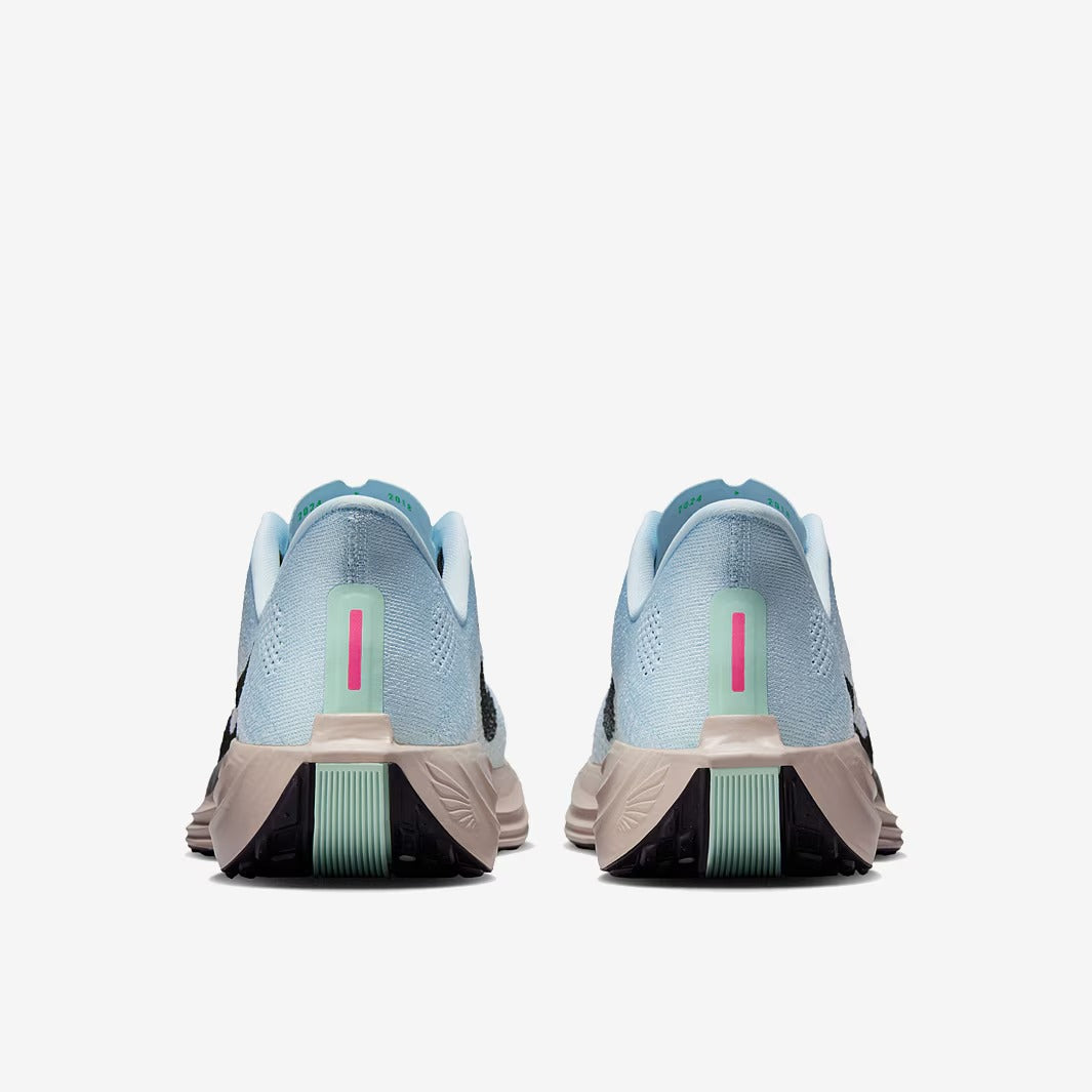 Nike Pegasus Plus