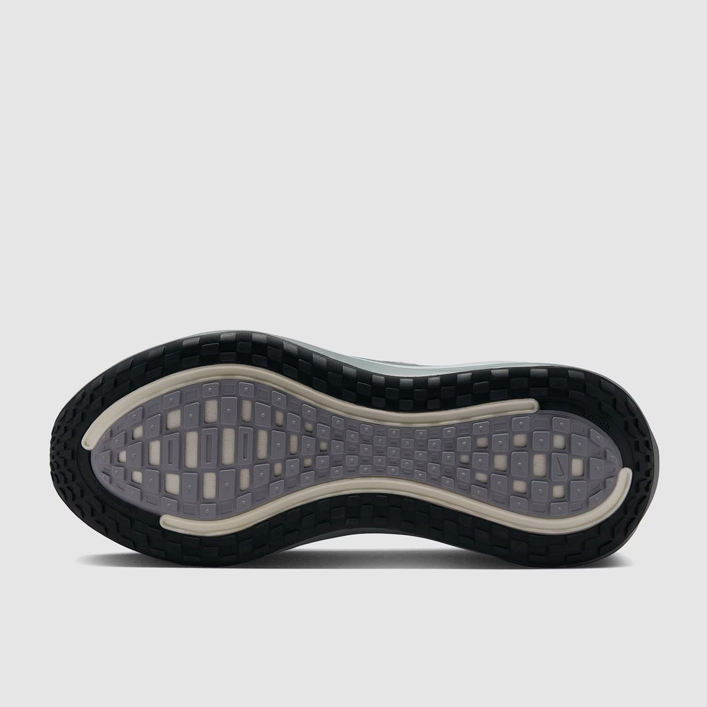 Nike Vomero Plus