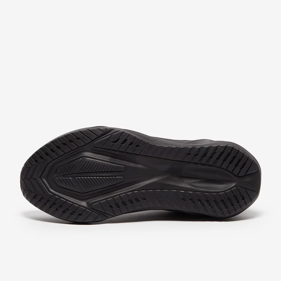 ASICS Novablast 5