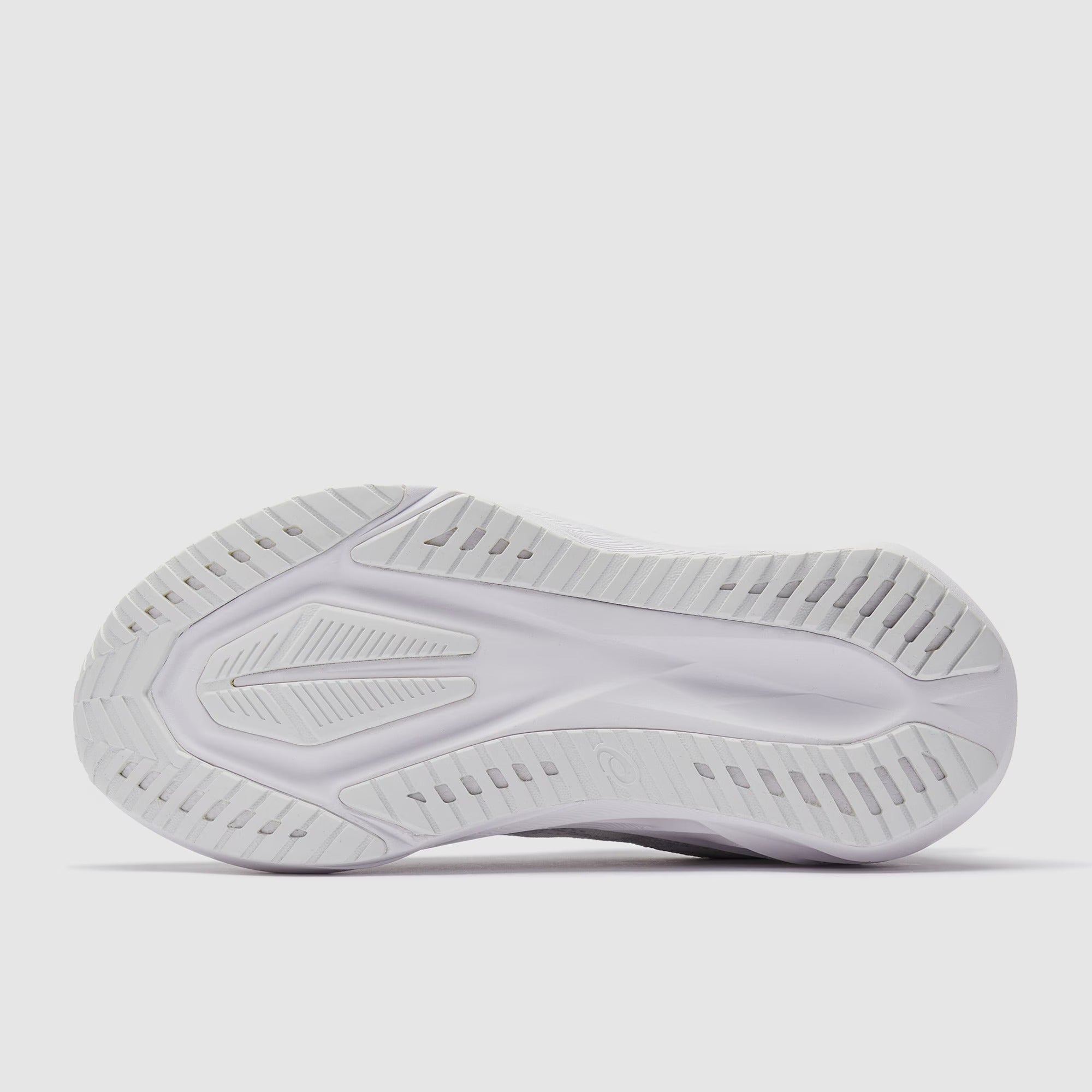 ASICS Women’s Novablast 5